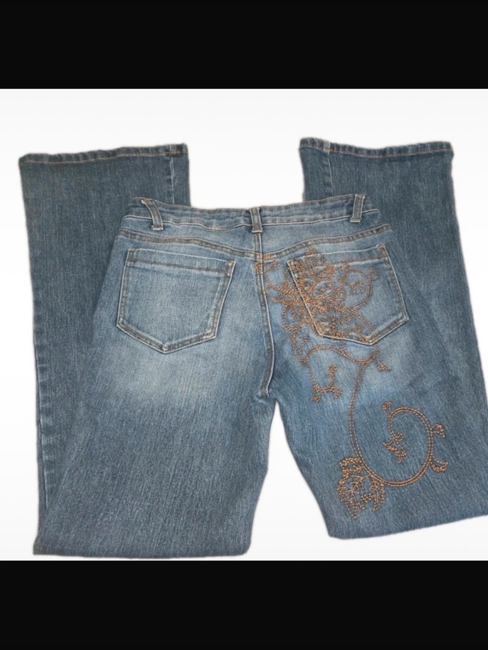 Cache Embroidered Vintage Flare Jeans
